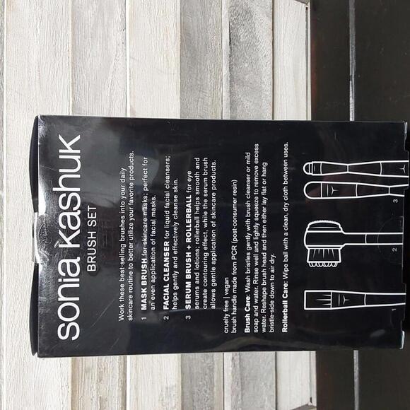 Sonia Kashuk Skincare Collection Brush Set - 3 Brushes for Perfect Application - Picture 2 of 4